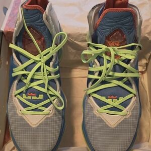 Nike LeBron Blue and Green Men's SneakersLebron 19 "Tropical"